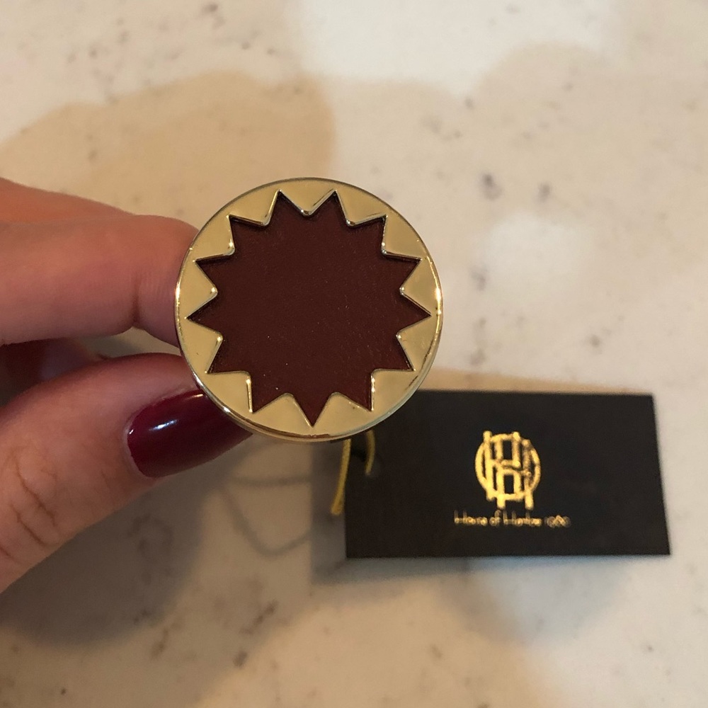 House of Harlow sunburst cocktail ring